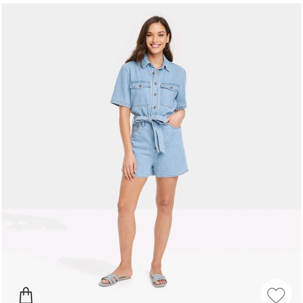 NWT Universal Thread Denim Romper // Size 8